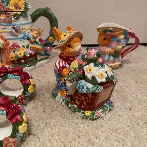 Springtime Ceramic Tea Set - Picture 6 of 11